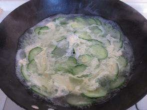 娱乐吃瓜酱鸡蛋汤视频,揭秘美食与娱乐的跨界融合